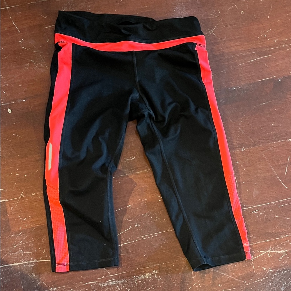 Bundle athletic capris - image 5
